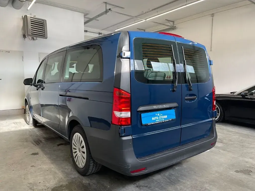 Gebraucht Mercedes Vito 136 PS (100 kW) 2023 Stahlblau Van