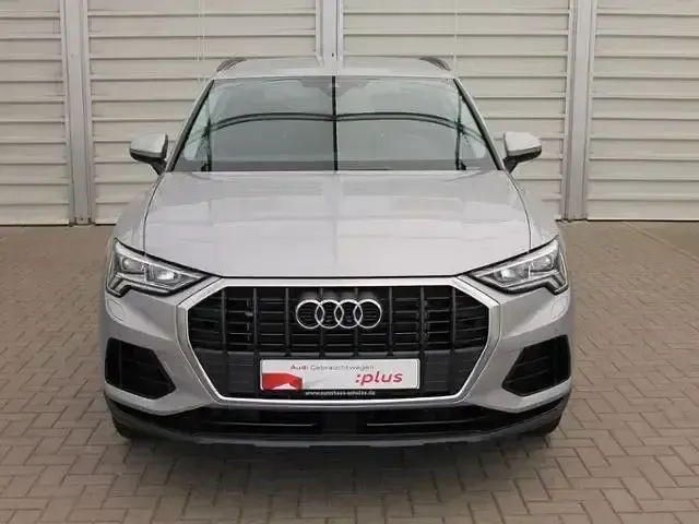 Gebraucht Audi Q3 Ambiente 245 PS (180 kW) 2022 Florettsilber metallic SUV