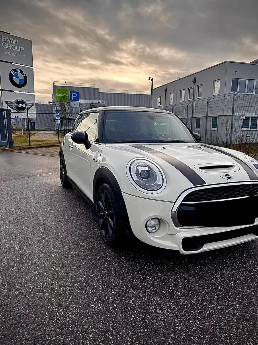 Gebraucht Mini Cooper SD 170 PS (125 kW) 2017 Weiß Kleinwagen