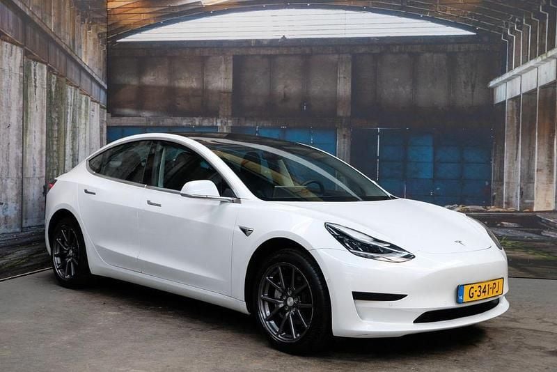 Weiß Gebraucht 2019 Tesla Model 3 RWD Limousine | 13.950 € (Guter Preis) - Bild 1/4