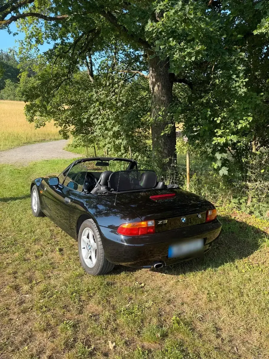 Gebraucht BMW Z3 118 PS (86 kW) 1998 Schwarz Cabrio
