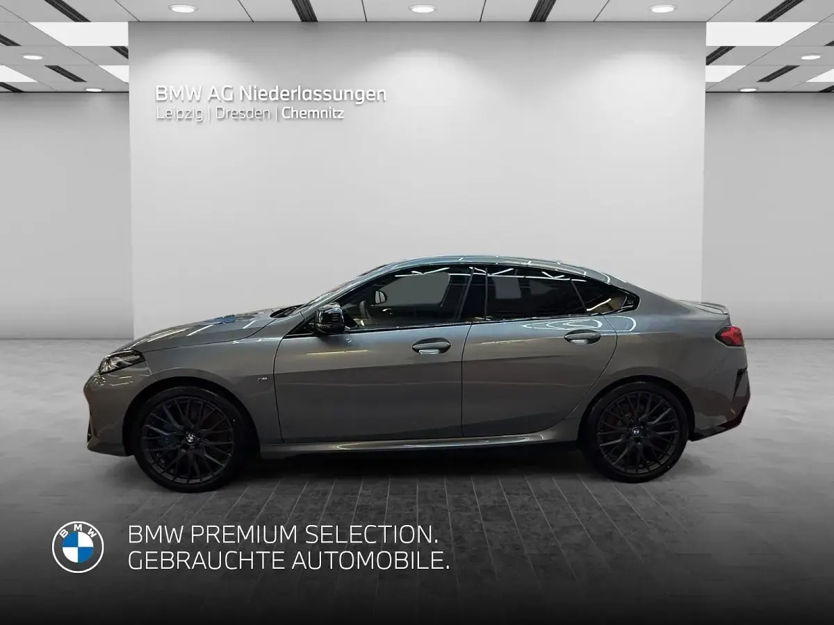 Gebraucht BMW M235 M Sport 317 PS (233 kW) 2025 Grau Coupé