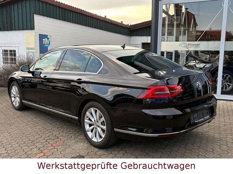 Gebraucht VW Passat Highline 150 PS (110 kW) 2015 Schwarz Limousine
