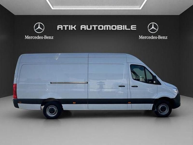 Gebraucht Mercedes Sprinter 170 PS (125 kW) 2021 Arktikweiss (metallic) Van