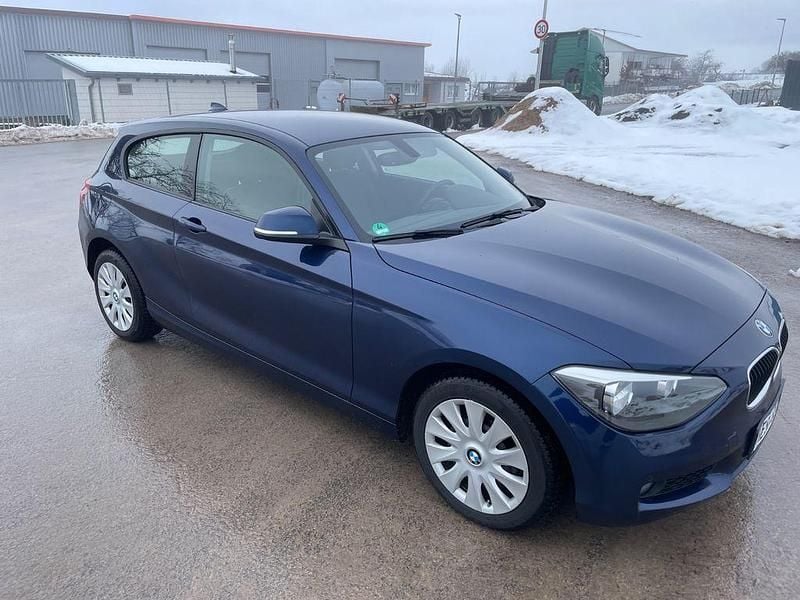 Blau Gebraucht 2014 BMW 114 Kleinwagen | 8.500 € (Guter Preis) - Bild 1/1