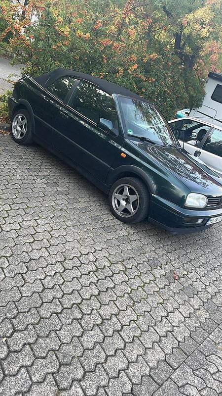 Gebraucht VW Golf Cabriolet 90 PS (66 kW) 1996 Grün Cabrio
