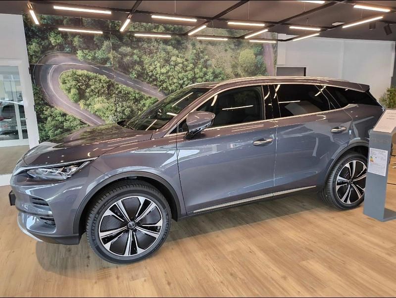 Gebraucht BYD Tang 380 kW (518 PS) 2025 Grau SUV