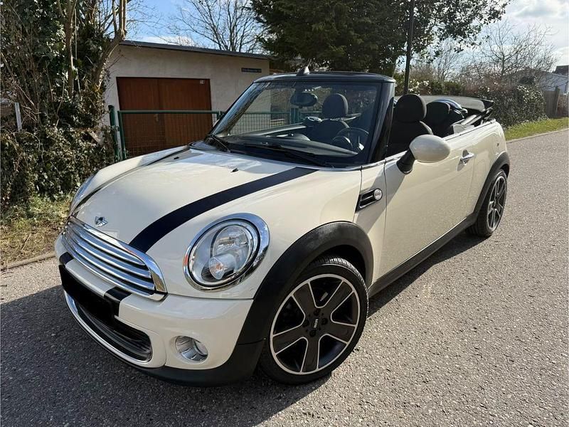 Gebraucht Mini One Cabriolet 98 PS (72 kW) 2012 Weiß Cabrio