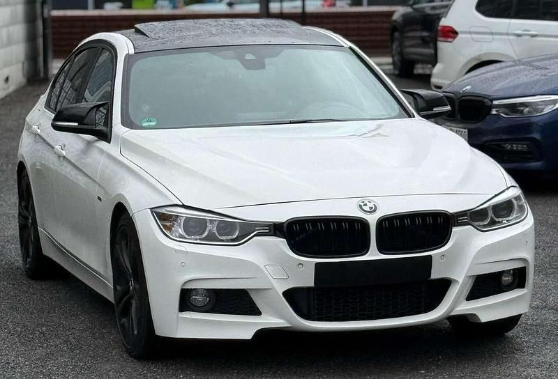 Gebraucht BMW 320 Sport Line 184 PS (135 kW) 2012 Weiß Limousine