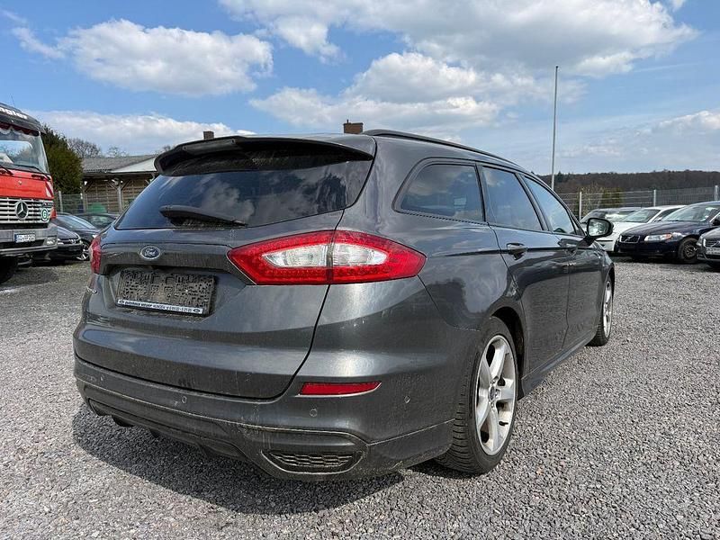 Gebraucht Ford Mondeo ST-Line 150 PS (110 kW) 2017 Grau Limousine