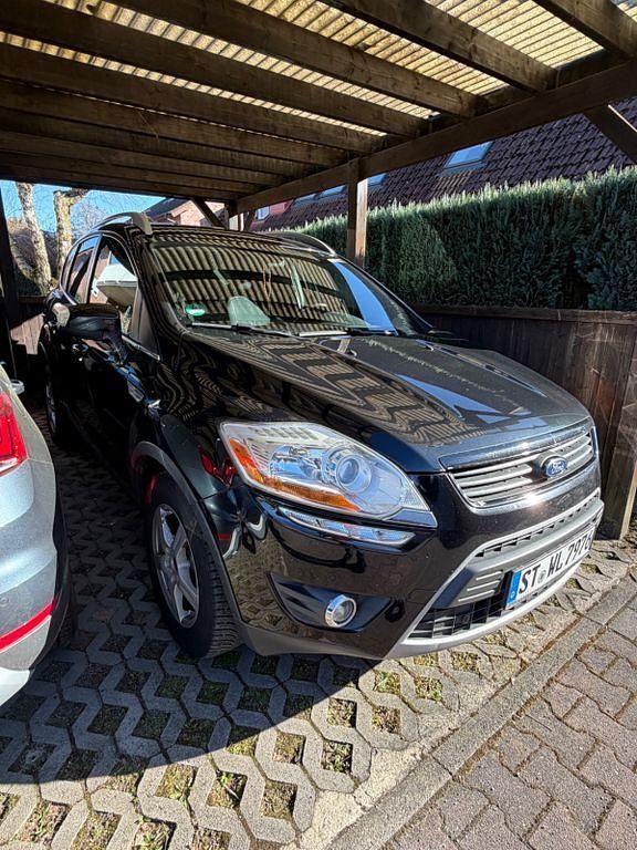 Gebraucht Ford Kuga Individual 163 PS (119 kW) 2011 Schwarz SUV