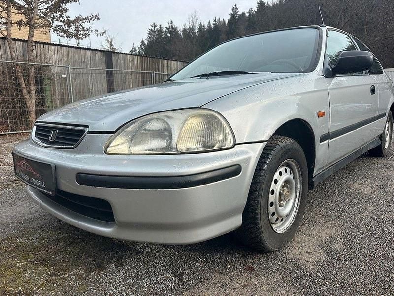 Gebraucht Honda Civic 75 PS (55 kW) 1997 Grau Limousine