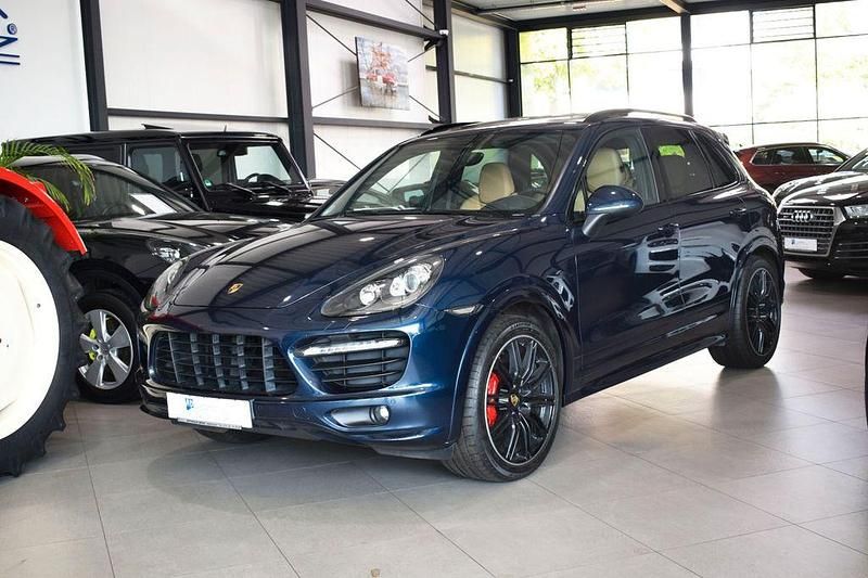 Blau Gebraucht 2013 Porsche Cayenne GTS Sport SUV | 31.899 € (Fairer Preis) - Bild 1/3