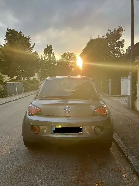Gebraucht Opel Adam 101 PS (74 kW) 2018 Grau Kleinwagen