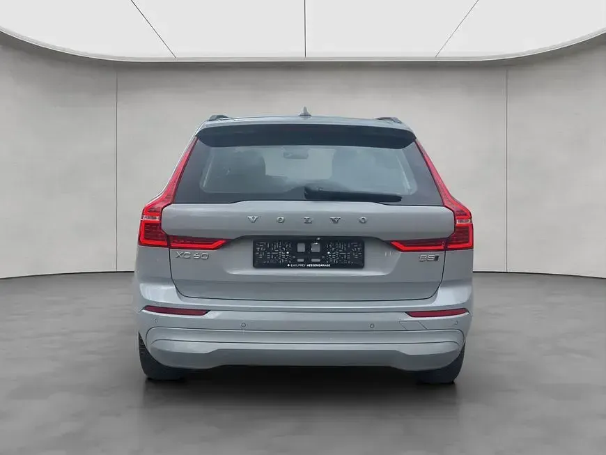 Gebraucht Volvo XC60 Core 250 PS (183 kW) 2024 Grau SUV