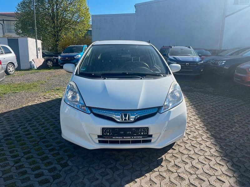 Gebraucht Honda Jazz Comfort 88 PS (64 kW) 2012 Weiß Kleinwagen