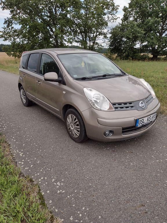 Beige Gebraucht 2008 Nissan Note Van / Kleinbus | 3.400 € (Fairer Preis) - Bild 1/4