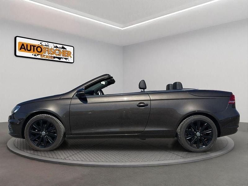 Gebraucht VW Eos Sportline 122 PS (89 kW) 2014 Schwarz Cabrio