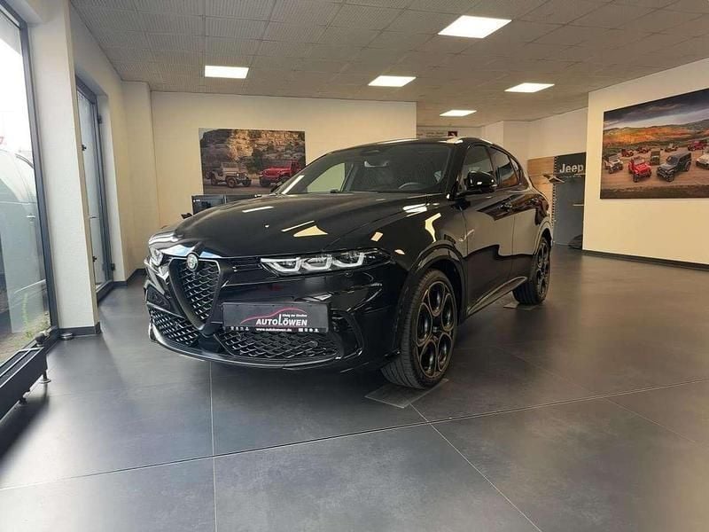 Nero alfa, uni Neu 2025 Alfa Romeo Tonale SUV | 52.800 € - Bild 1/4