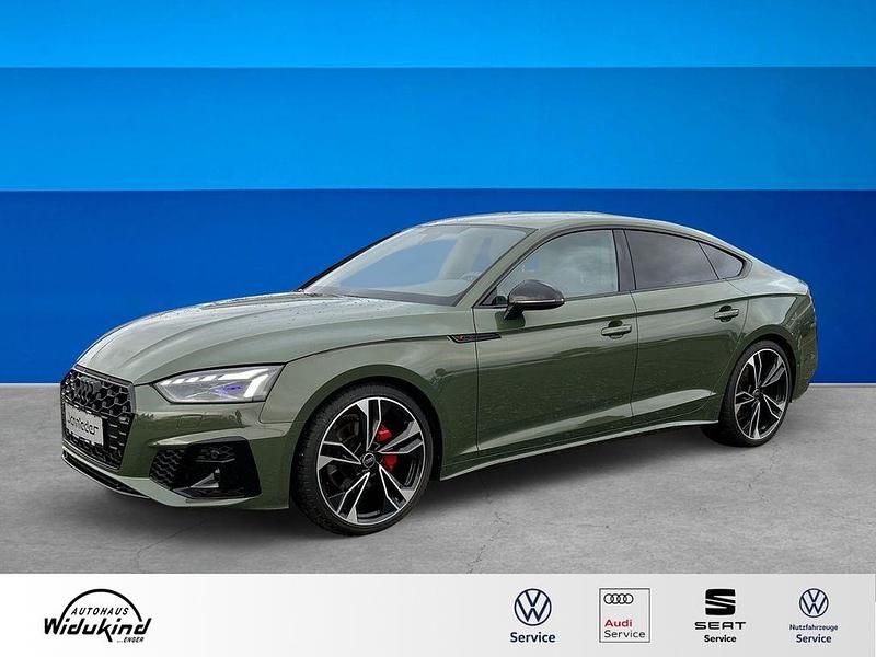 Gruen Gebraucht 2024 Audi A5 Sportback S-Line Kleinwagen | 45.390 € (Etwas zu teuer) - Bild 1/4