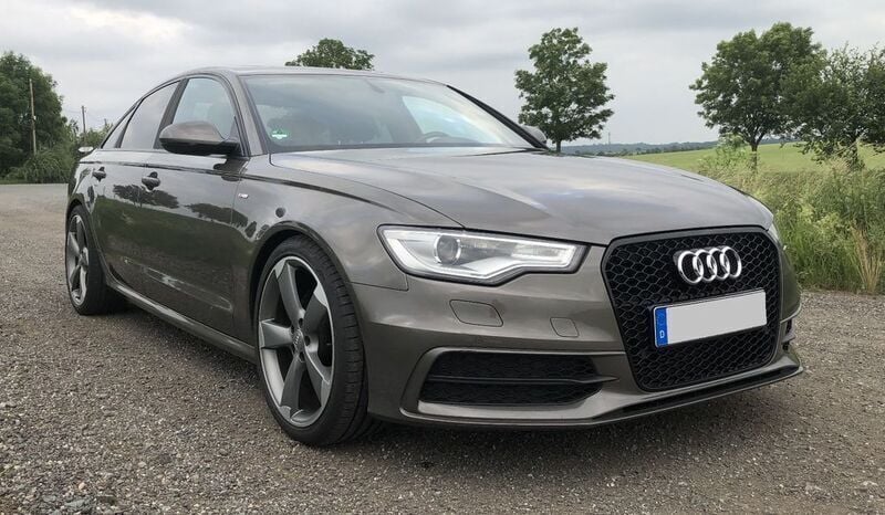 Grau Gebraucht 2012 Audi A6 Comfort Limousine | 12.950 € (Fairer Preis) - Bild 1/4