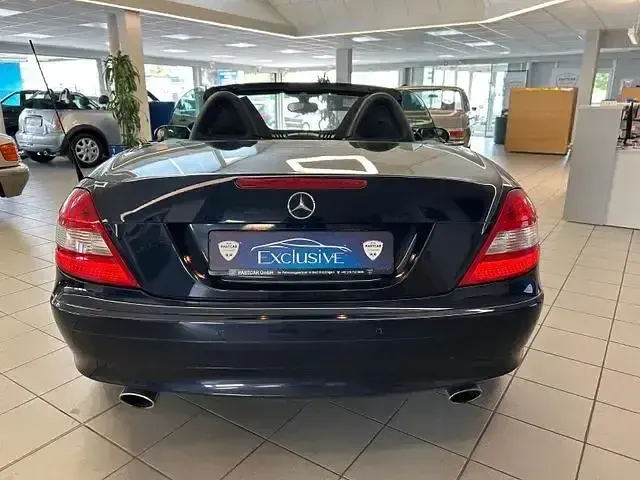 Gebraucht Mercedes SLK280 231 PS (169 kW) 2006 Blau Cabrio