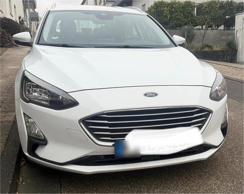 Gebraucht Ford Focus 2020 Weiß Kombi