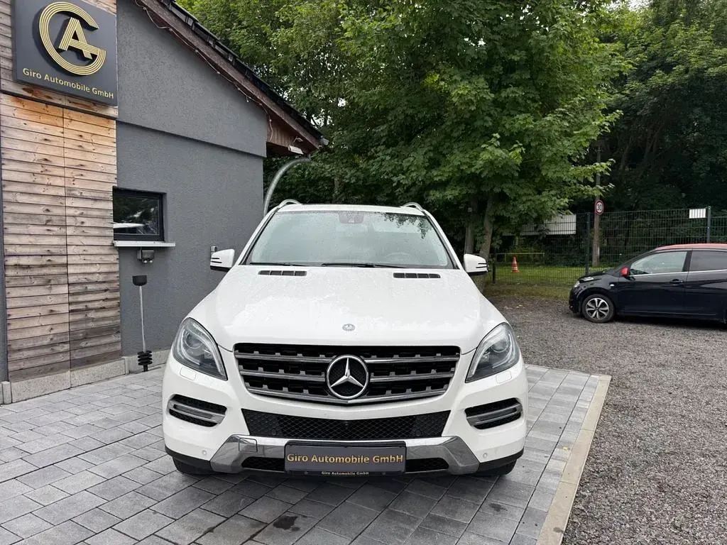 Gebraucht Mercedes ML350 258 PS (189 kW) 2014 Weiß SUV