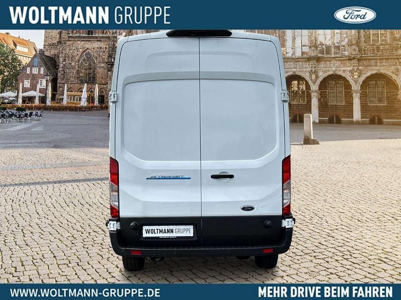 Gebraucht Ford Transit Trend 135 kW (184 PS) 2024 Frostweiß Limousine