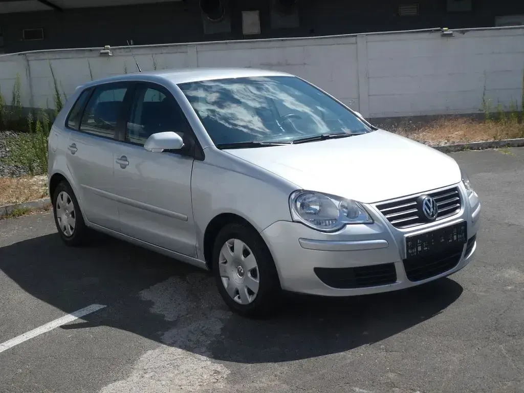 Gebraucht VW Polo Trendline 80 PS (58 kW) 2007 Silber Kleinwagen