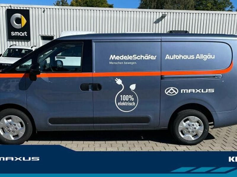 Gebraucht Maxus EV80 88 kW (120 PS) 2025 Blau Van