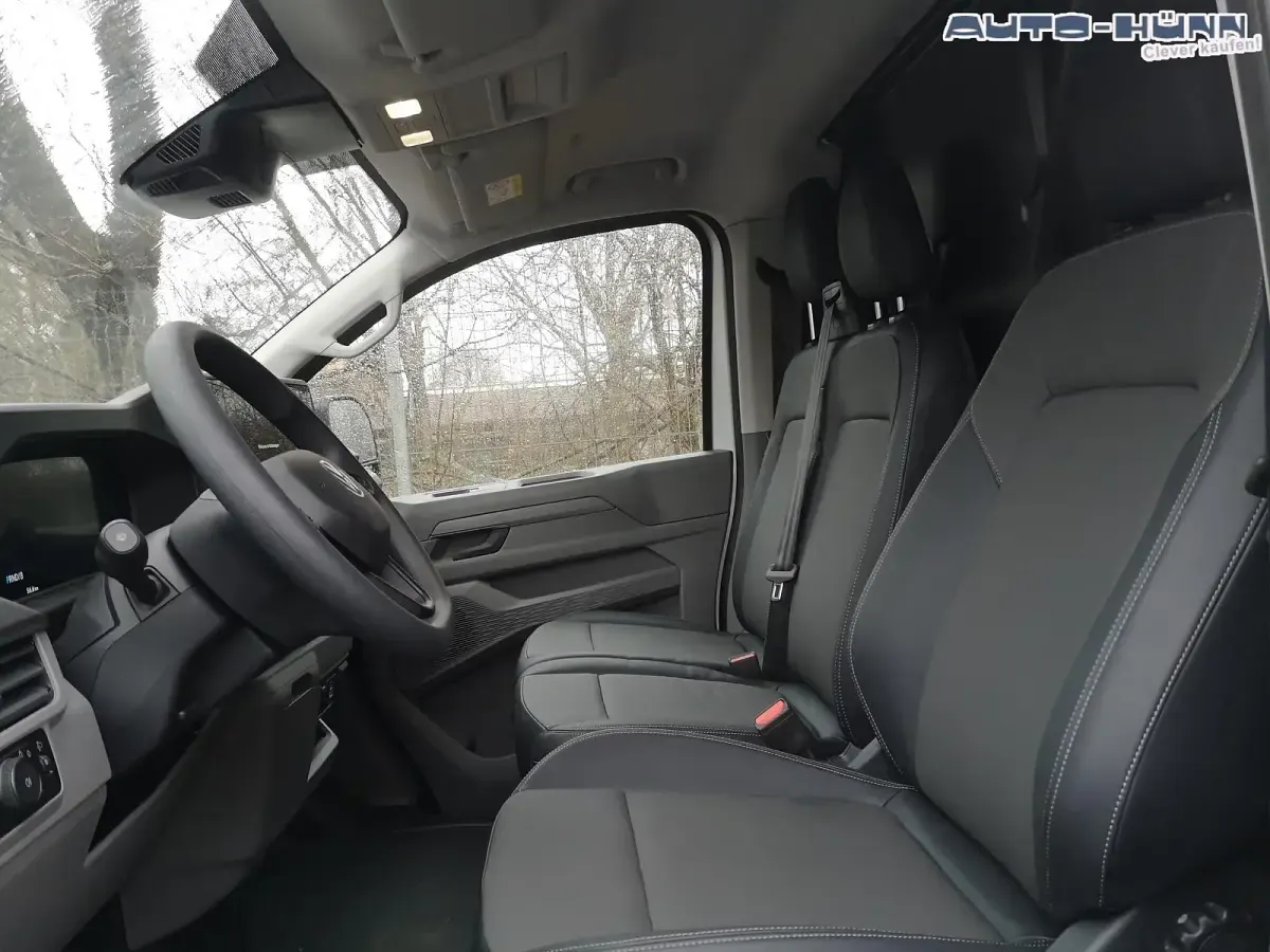 Neu VW T7 100 kW (136 PS) 2026 Light grey metallic Van
