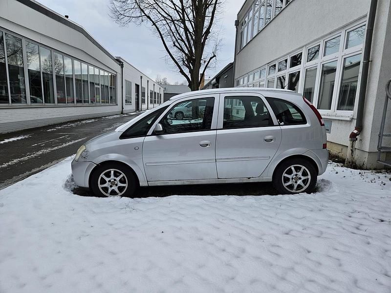 Gebraucht Opel Meriva 2005 Silber Van / Kleinbus