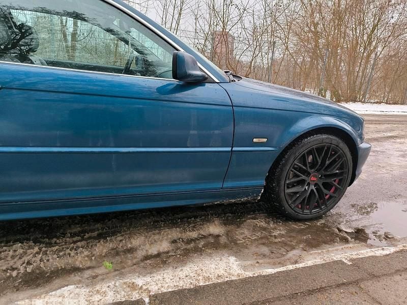 Gebraucht BMW 320 150 PS (110 kW) 2000 Blau Coupé