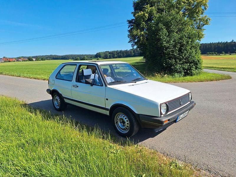 Weiß Gebraucht 1986 VW Golf II Kleinwagen | 4.300 € - Bild 1/4