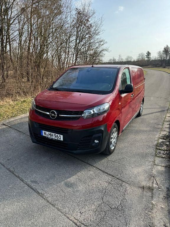 Gebraucht Opel Vivaro Edition 150 PS (110 kW) 2019 Rot Van / Kleinbus