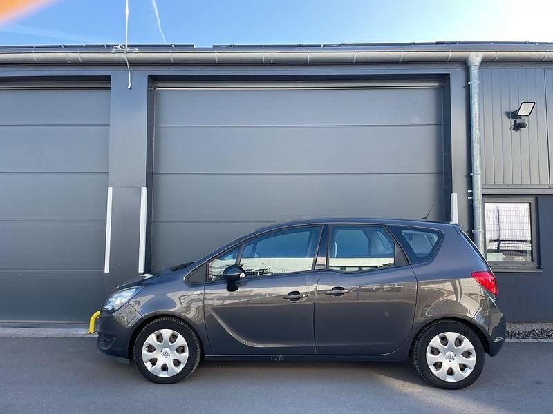 Gebraucht Opel Meriva Edition 120 PS (88 kW) 2014 Grau Van / Kleinbus