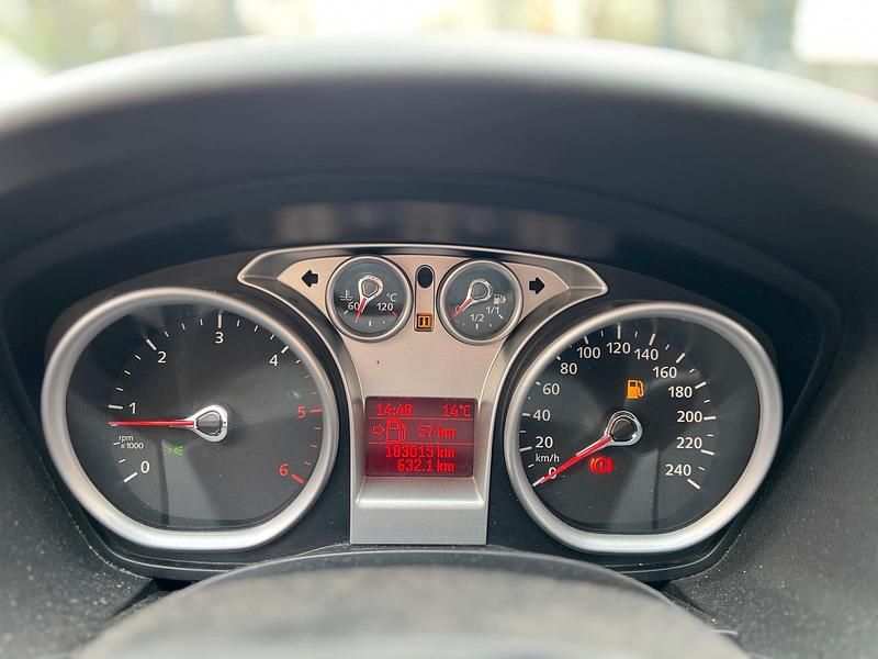 Gebraucht Ford Focus 140 PS (102 kW) 2009 Schwarz Kombi