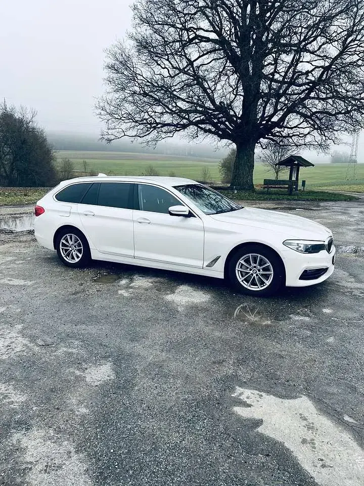 Gebraucht BMW 530 265 PS (194 kW) 2019 Kombi