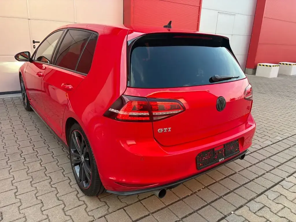 Gebraucht VW Golf VII GTI 220 PS (161 kW) 2017 Rot Limousine