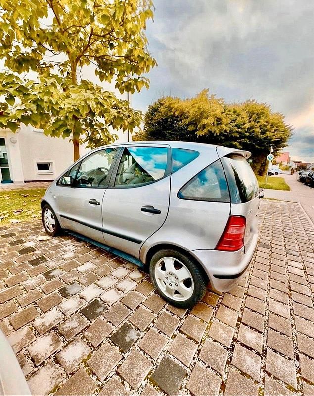 Gebraucht Mercedes A170 95 PS (69 kW) 2000 Andere farben Kleinwagen
