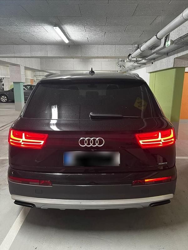 Gebraucht Audi Q7 272 PS (200 kW) 2015 Schwarz SUV