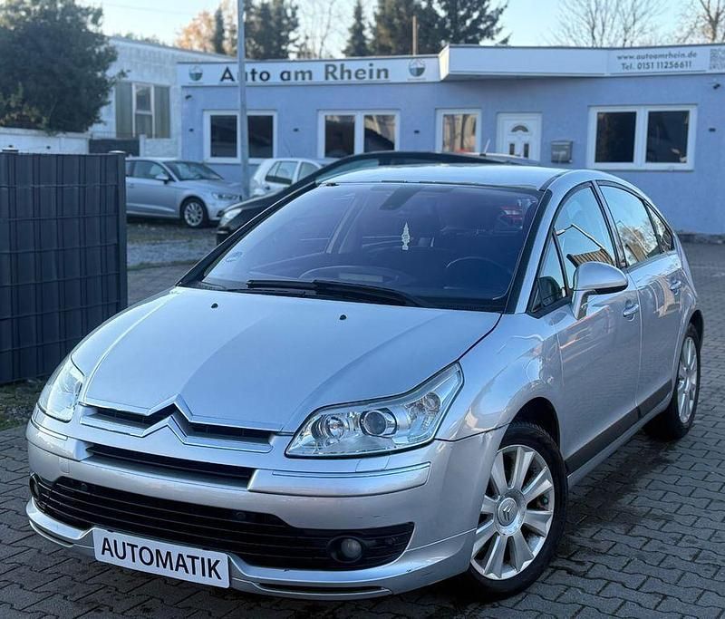 Grau Gebraucht 2005 Citroën C4 Exclusive Limousine | 2.950 € (Fairer Preis) - Bild 1/4
