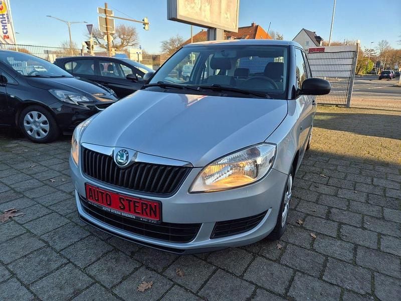 Silber Gebraucht 2011 Skoda Fabia Cool Edition Limousine | 3.650 € (Fairer Preis) - Bild 1/4
