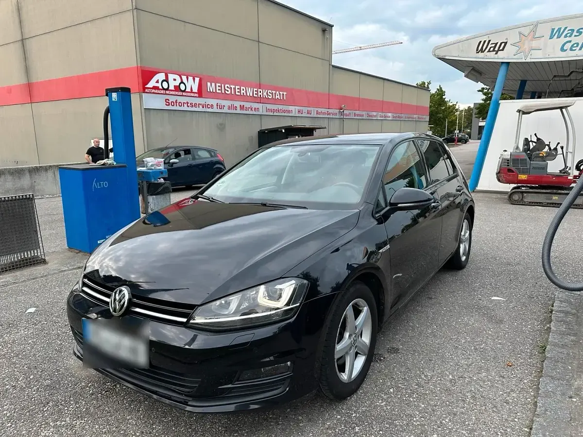 Gebraucht VW Golf VII Cup 105 PS (77 kW) 2014 Schwarz Limousine