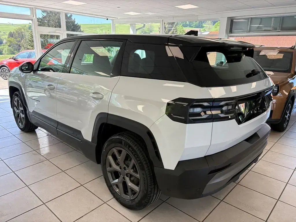 Ny Jeep Compass Altitude 144 HK (105 kW) 2026 Hvid SUV