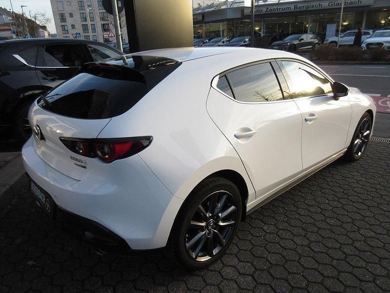 Gebraucht Mazda 3 Exclusive-Line 122 PS (89 kW) 2024 Weiß Limousine