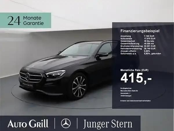 Unilack schwarz Gebraucht 2022 Mercedes E300 Kombi | 34.370 € (Fairer Preis) - Bild 1/4