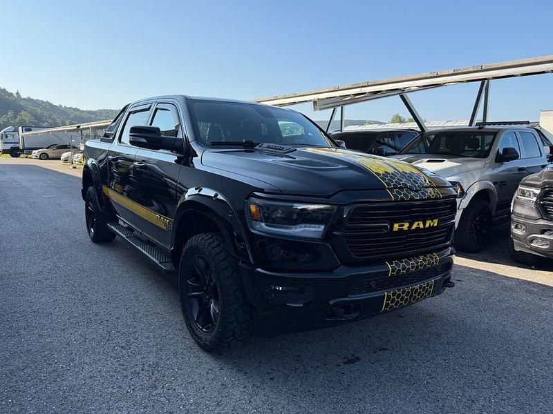 Gebraucht Dodge Ram 401 PS (294 kW) 2021 Schwarz Pickup