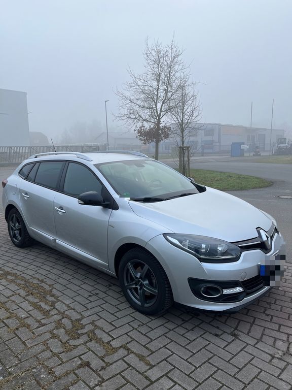 Silber Gebraucht 2015 Renault Mégane III LIMITED Limousine | 6.350 € (Fairer Preis) - Bild 1/4